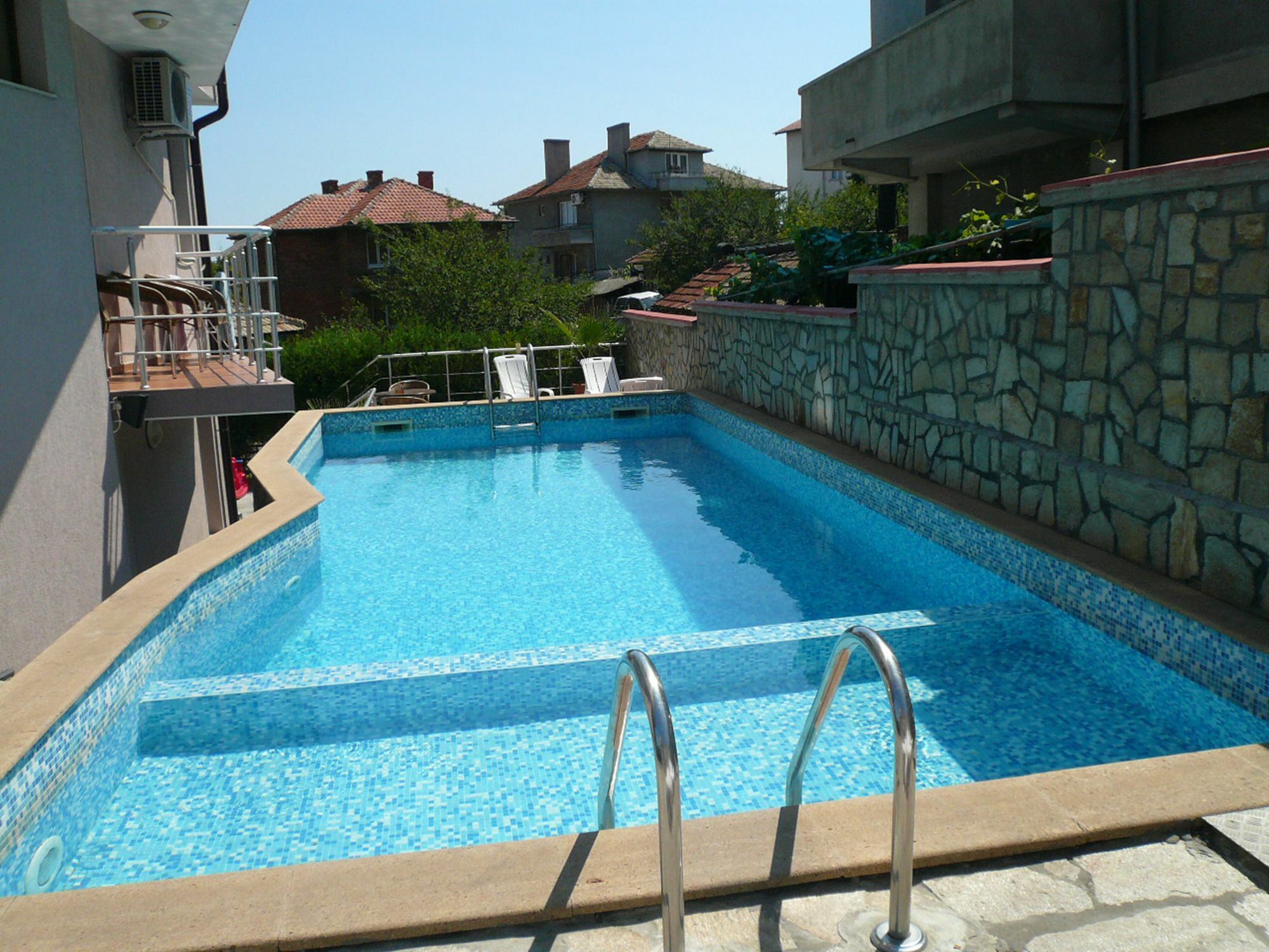 Favorite Hotel Obzor Bagian luar foto